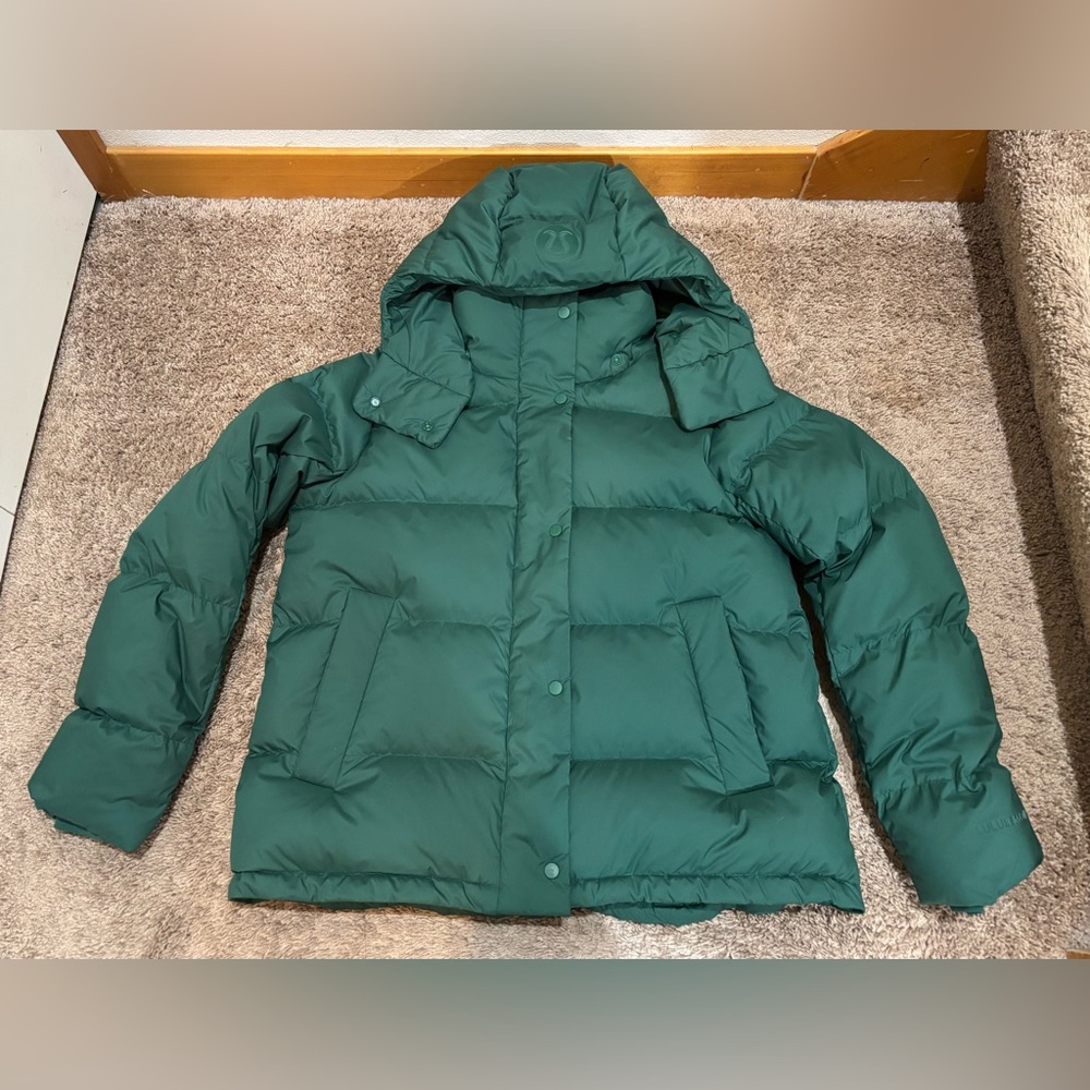 Lululemon Wunder Puff Puffer Jacket in Everglade Green - Size 8 - Picture 4 of 16